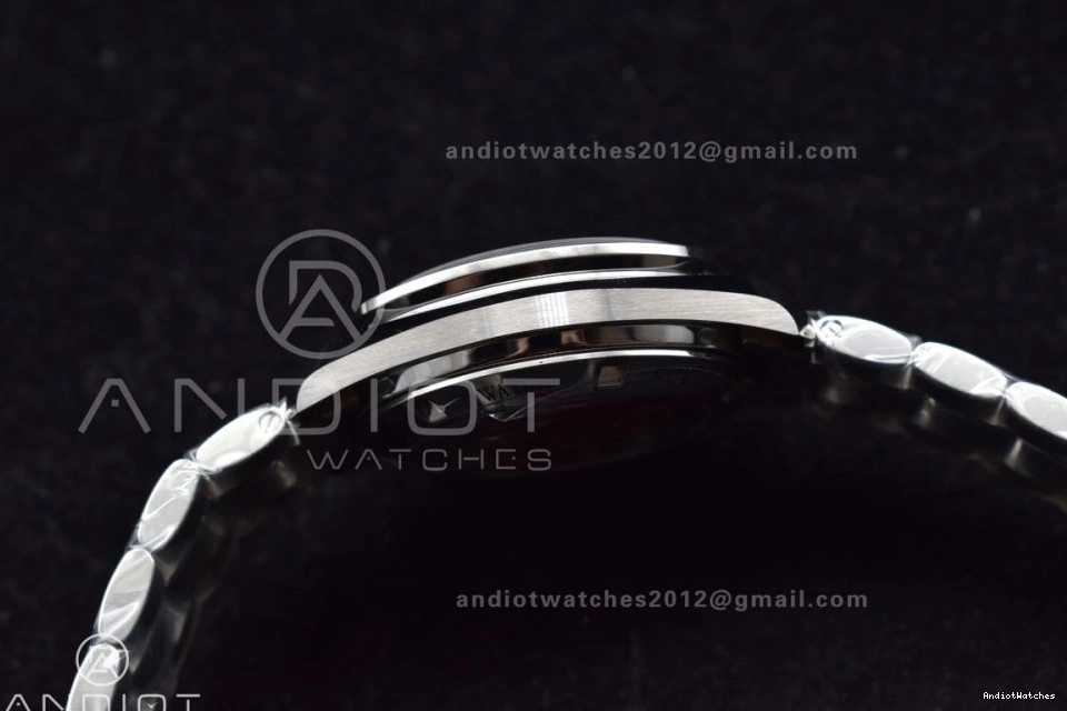 Back MoonWatch Manual SS Winding 1121 Speedmaster Effortless SS OMF Chrono Transparent Movement Black Sapphire Bracelet on Crystal Dial with 1224